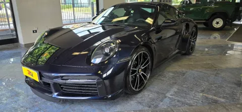 Porsche 911 Coupe 3.7 Turbo S auto - Immagine 2