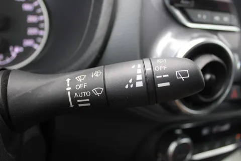 Nissan Juke 1.0 dig-t N-Connecta 114cv - Immagine 22