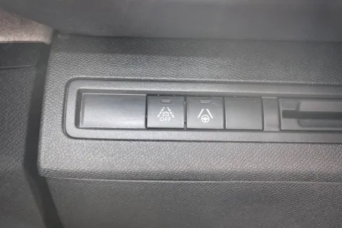 Peugeot 3008 1.5 bluehdi GT s&s 130cv eat8 - Immagine 22