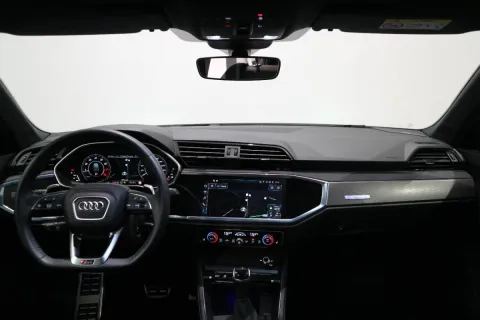 Audi Q3 Sportback RS 2.5 quattro s-tronic - Immagine 23