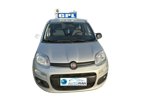 Fiat Panda 1.2 Lounge easypower Gpl 69cv my19 - Immagine 7