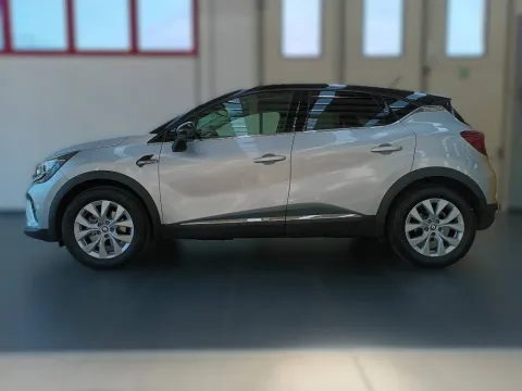 Renault Captur 1.6 E-Tech hybrid Intens 145cv auto - Immagine 7