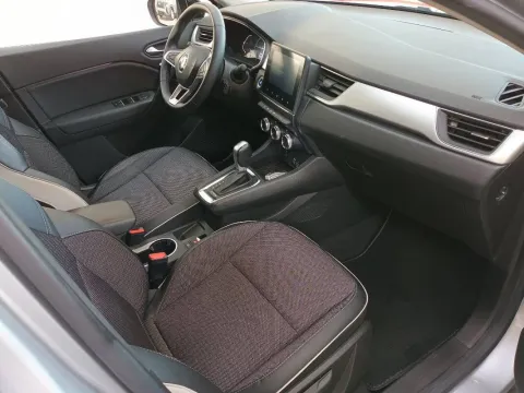 Renault Captur 1.6 E-Tech hybrid Intens 145cv auto - Immagine 15