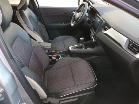 Renault Captur 1.6 E-Tech hybrid Intens 145cv auto - Immagine 16