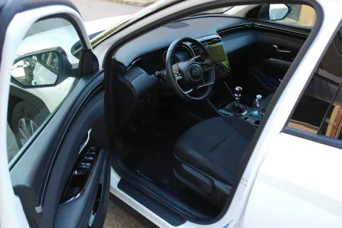 Hyundai Tucson 1.6 t-gdi 48V Xline 2wd imt - Immagine 10