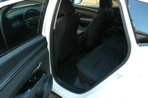 Hyundai Tucson 1.6 t-gdi 48V Xline 2wd imt - Immagine 11