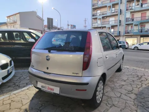 Fiat Punto 5p 1.3 mjt 16v Classic Dynamic - Immagine 4