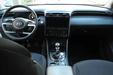 Hyundai Tucson 1.6 t-gdi 48V Xline 2wd imt - Immagine 12