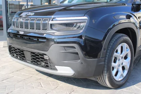Jeep Avenger 1.2 turbo Altitude fwd 100cv - Immagine 2