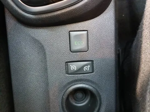 Renault Captur 1.5 dci Sport Edition 90cv - Immagine 24