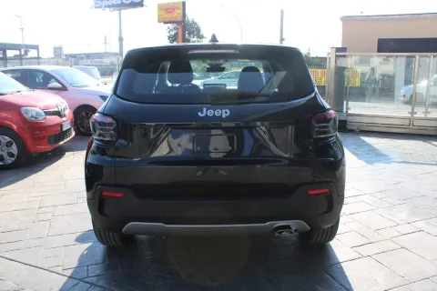 Jeep Avenger 1.2 turbo Altitude fwd 100cv - Immagine 6