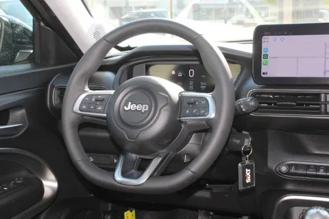 Jeep Avenger 1.2 turbo Altitude fwd 100cv - Immagine 10