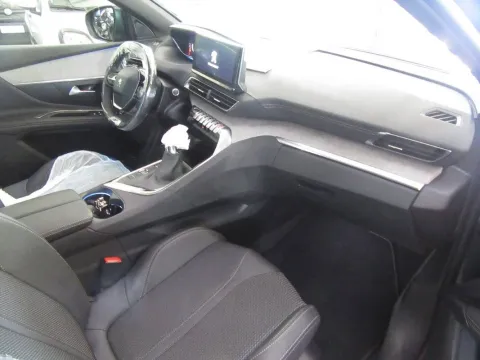 Peugeot 3008 1.2 puretech t GT s&s 130cv - Immagine 9
