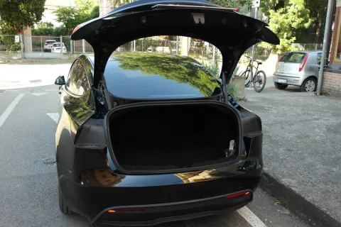Tesla Model 3 Premium rwd - Immagine 5