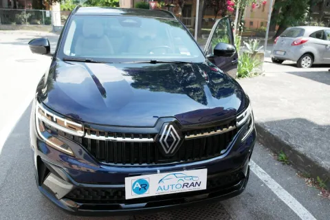 Renault Espace 1.2 e-Tech full hybrid Iconic 200cv auto - Immagine 21