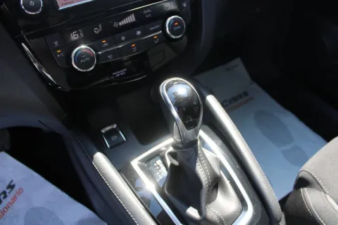 Nissan Qashqai 1.5 dci N-Connecta 115cv dct - Immagine 18