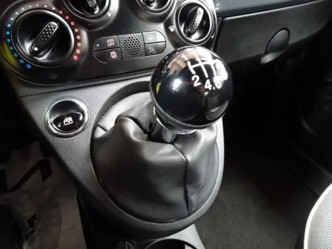 Fiat 500 1.0 hybrid Lounge 70cv - Immagine 13