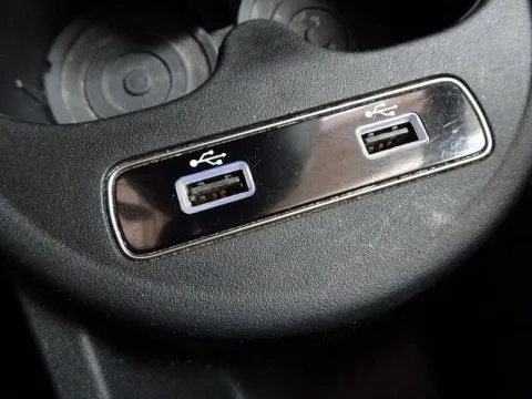 Fiat 500 1.0 hybrid Lounge 70cv - Immagine 14