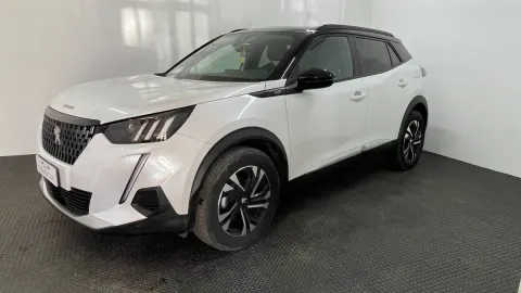 Peugeot 2008 1.2 puretech GT s&s 130cv - Immagine 3