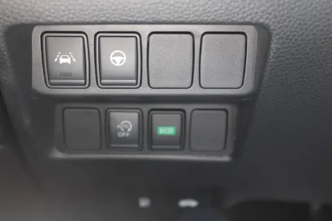 Nissan Qashqai 1.5 dci N-Connecta 115cv dct - Immagine 24