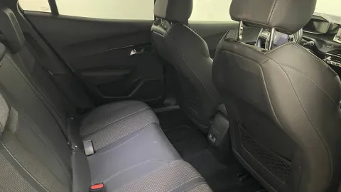 Peugeot 2008 1.2 puretech GT s&s 130cv - Immagine 15