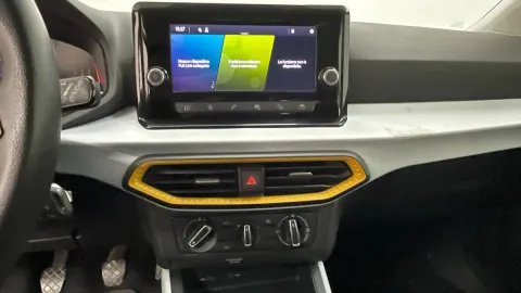 Seat Arona 1.0 ecotsi Style 95cv - Immagine 21
