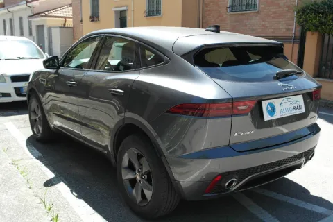 Jaguar E-Pace 2.0d i4 R-Dynamic S fwd 150cv my19 - Immagine 3