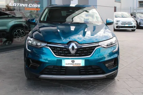 Renault Arkana 1.6 E-Tech full hybrid R.S. Line Fast Track 145cv - Immagine 2