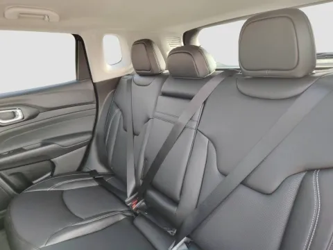 Jeep Compass 1.6 mjt S 2wd 130cv - Immagine 13