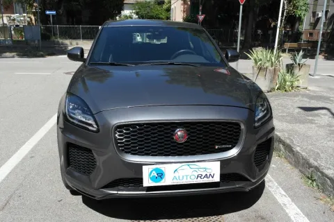 Jaguar E-Pace 2.0d i4 R-Dynamic S fwd 150cv my19 - Immagine 8