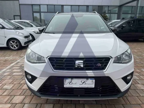 Seat Arona 1.0 tgi FR 90cv - Immagine 3