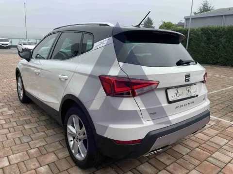 Seat Arona 1.0 tgi FR 90cv - Immagine 5