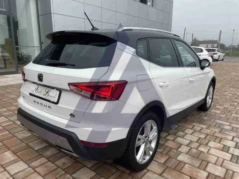 Seat Arona 1.0 tgi FR 90cv - Immagine 6