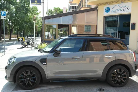Mini Mini Countryman 2.0 Cooper D Hype auto my18 - Immagine 2