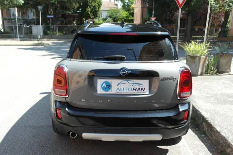 Mini Mini Countryman 2.0 Cooper D Hype auto my18 - Immagine 4