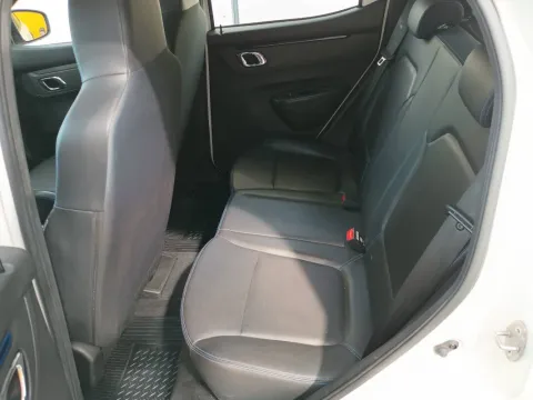 Dacia Spring Comfort Plus Electric 45 - Immagine 12