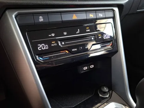 Volkswagen T-Roc 2.0 tdi Life 115cv - Immagine 18