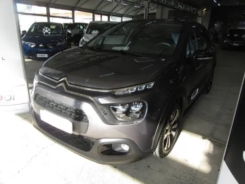 Citroen C3 1.2 puretech Shine s&s 110cv - Immagine 4