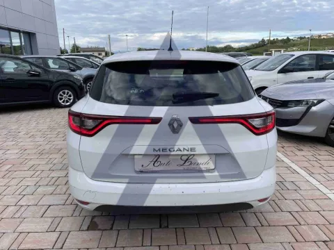 Renault Megane Sporter 1.5 dci energy Zen 110cv - Immagine 6