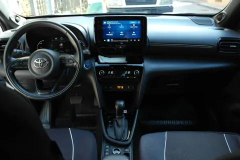 Toyota Yaris Cross 1.5h Adventure awd-i 116cv e-cvt - Immagine 12