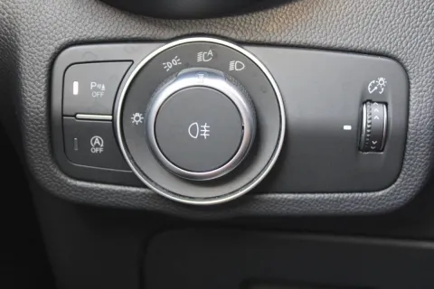 Alfa Romeo Stelvio 2.2 t Business rwd 160cv auto - Immagine 25
