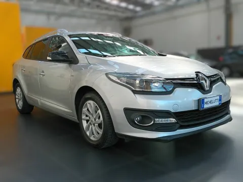Renault Megane SporTour 1.5 dci Limited s&s 110cv E6 - Immagine 3
