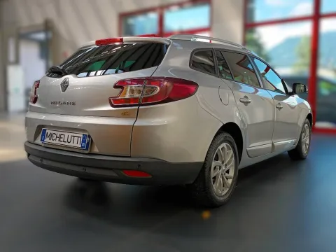 Renault Megane SporTour 1.5 dci Limited s&s 110cv E6 - Immagine 4