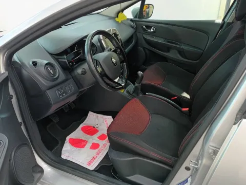 Renault Clio 5p 1.2 Live 75cv - Immagine 10