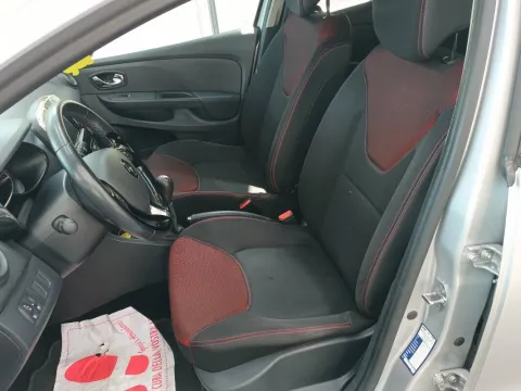 Renault Clio 5p 1.2 Live 75cv - Immagine 11