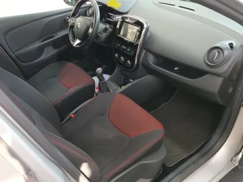 Renault Clio 5p 1.2 Live 75cv - Immagine 12