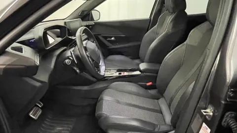 Peugeot 2008 1.5 bluehdi GT s&s 130cv eat8 - Immagine 6