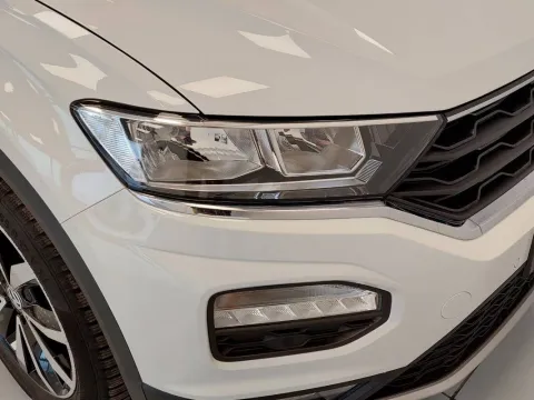 Volkswagen T-Roc 1.6 tdi Style - Immagine 22