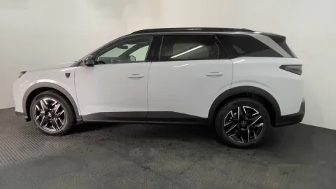Peugeot 5008 1.2 hybrid GT 145cv e-dcs6 - Immagine 3
