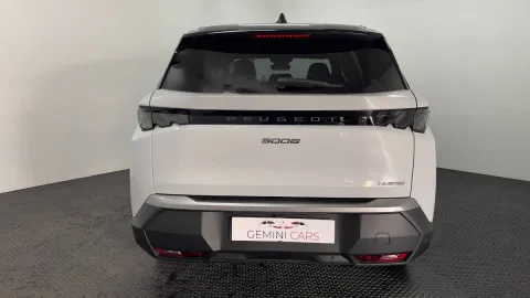Peugeot 5008 1.2 hybrid GT 145cv e-dcs6 - Immagine 5